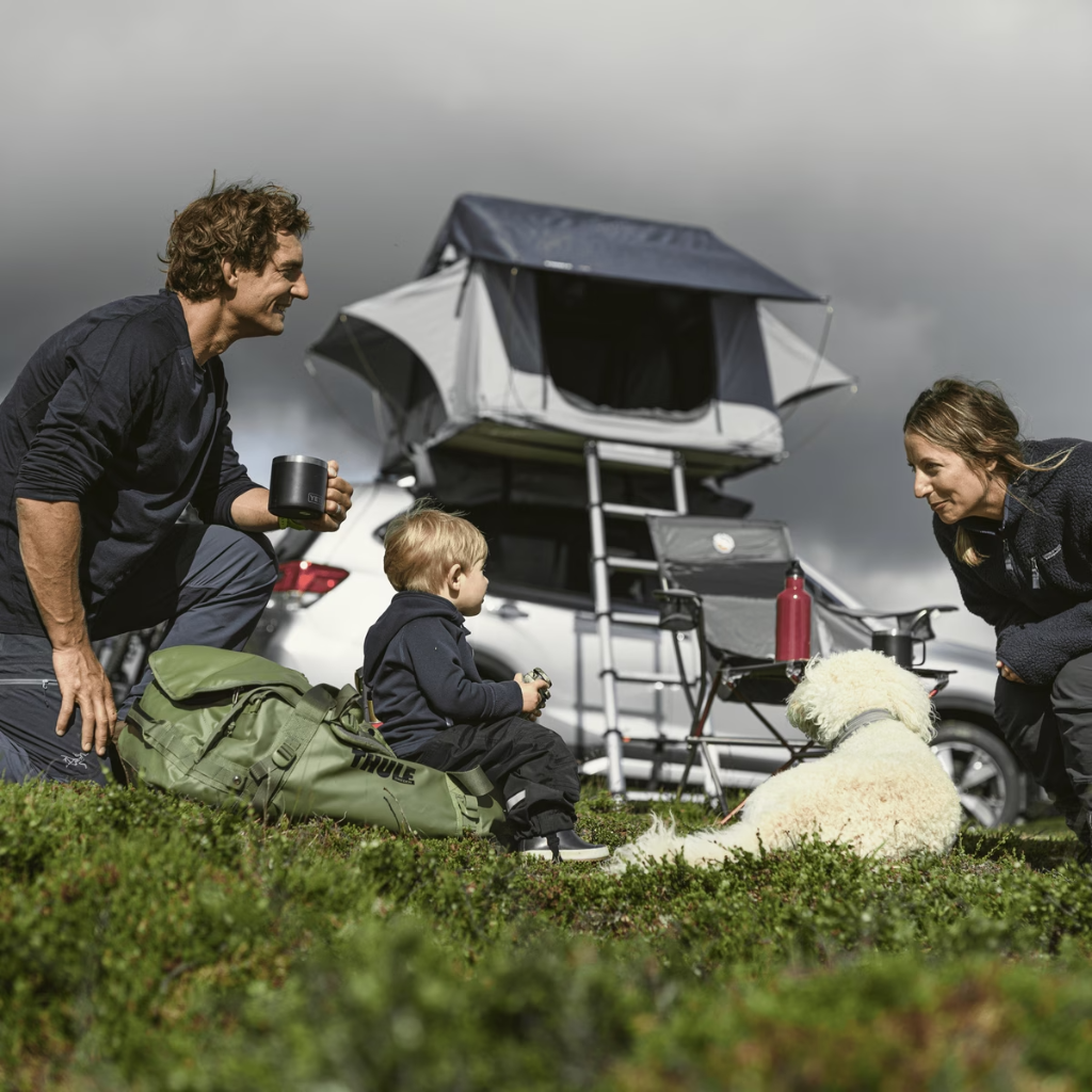 Thule Kukenam uppsatt på sommaren
